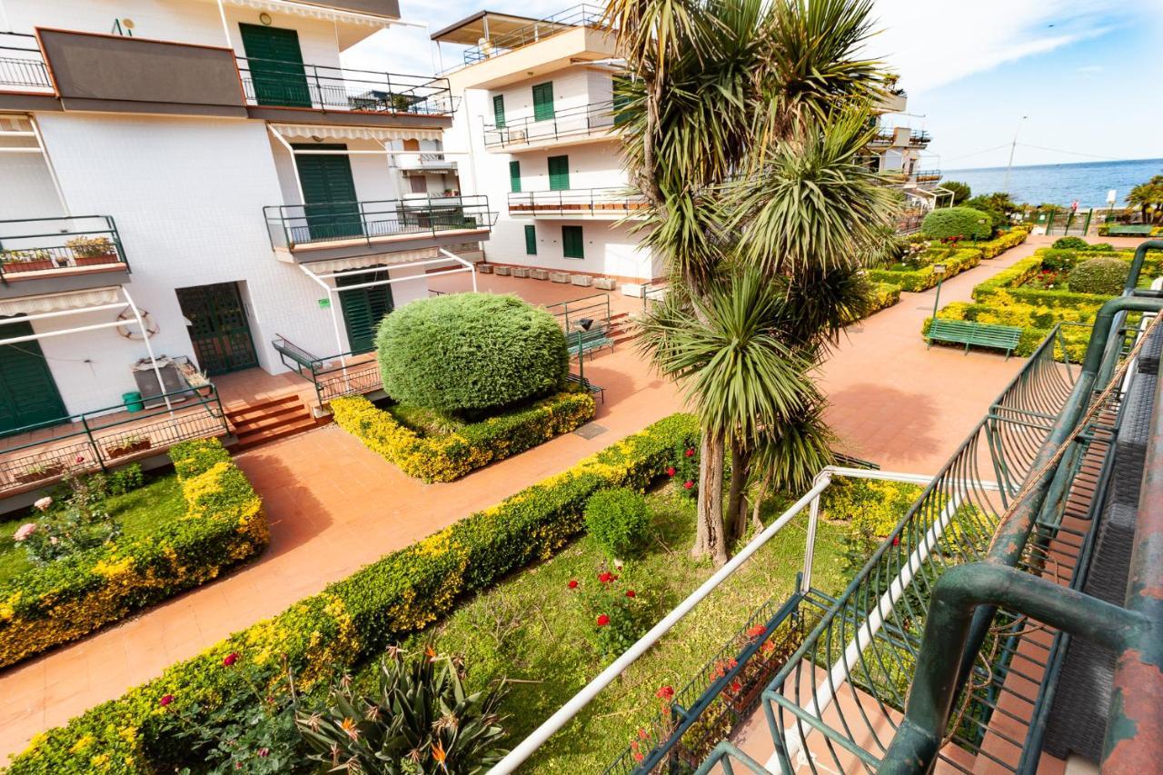 Stella Marina Διαμέρισμα Mascali Εξωτερικό φωτογραφία
