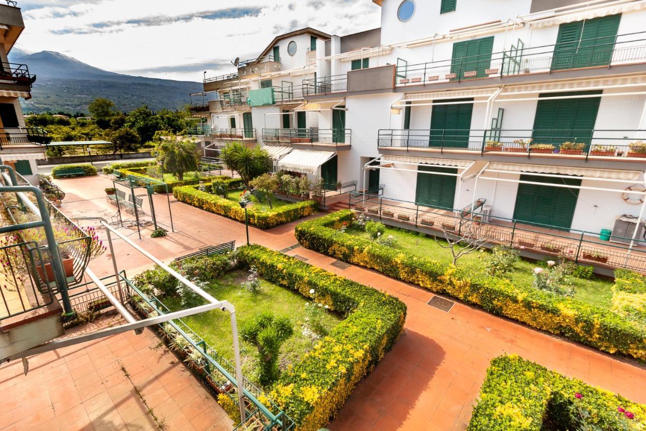 Stella Marina Διαμέρισμα Mascali Εξωτερικό φωτογραφία